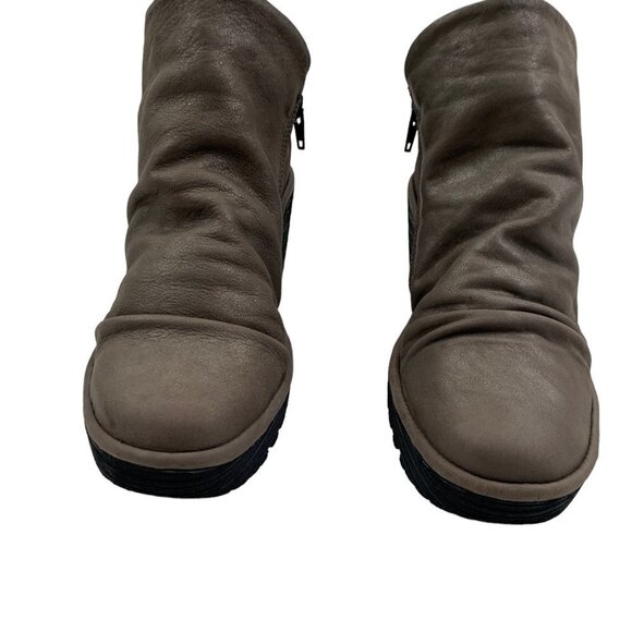 Fly London "Yip" Grey Janeda Ranch Wedge Bootie Women's Size 39/US 8-8.5 - Picture 5 of 11